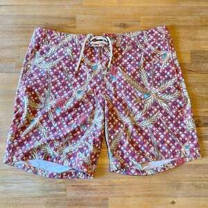 Faherty Brand Classic Board Shorts Red Palm Batik Size 34
